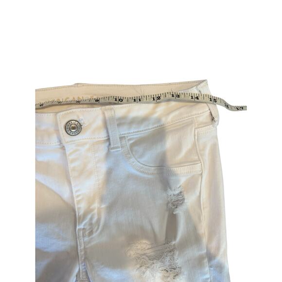 American Eagle Distressed White Skinny Jeans | Next Level Stretch Size 8 Regular - Picture 9 of 10